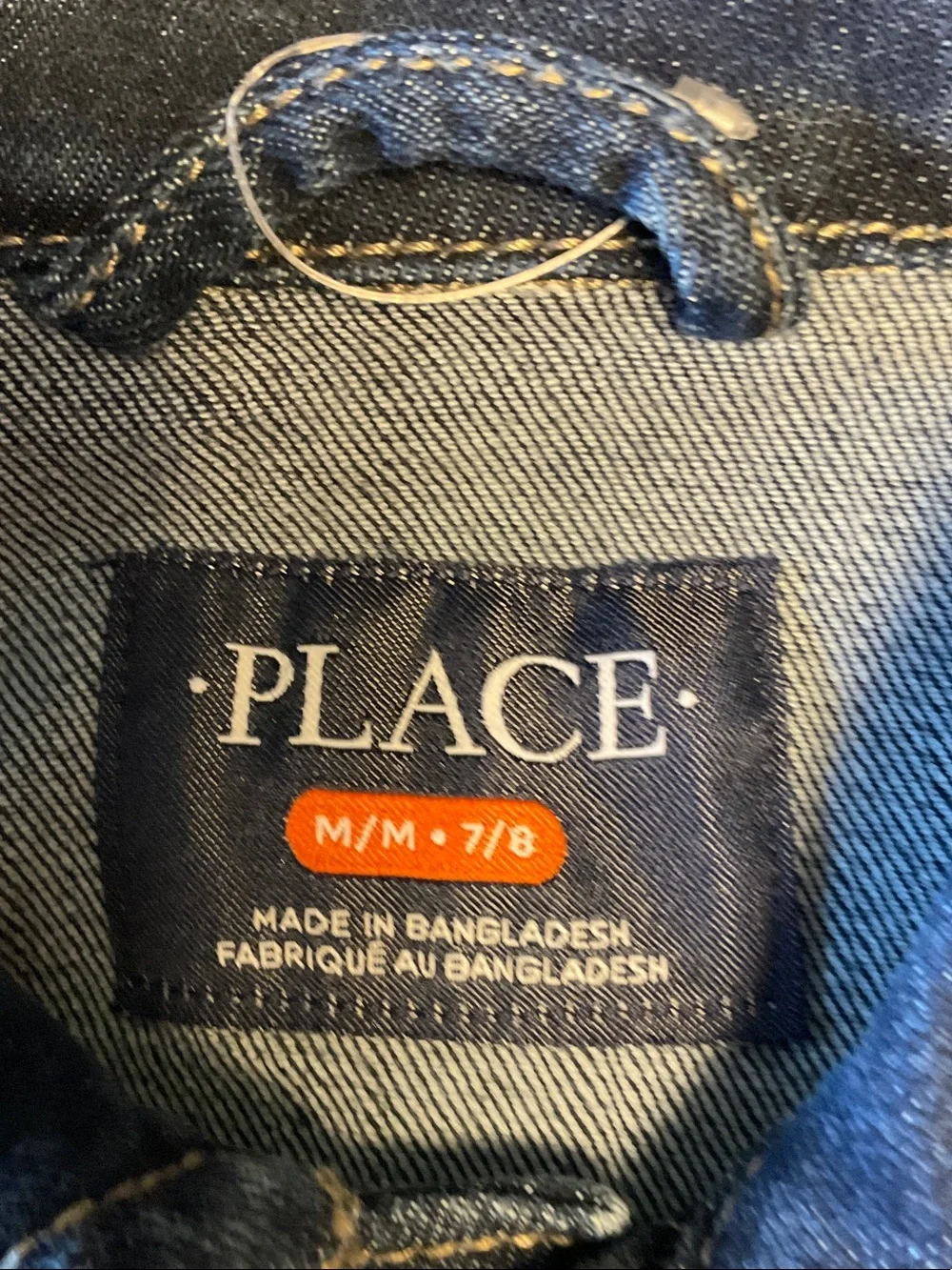 Place sleeves pockets